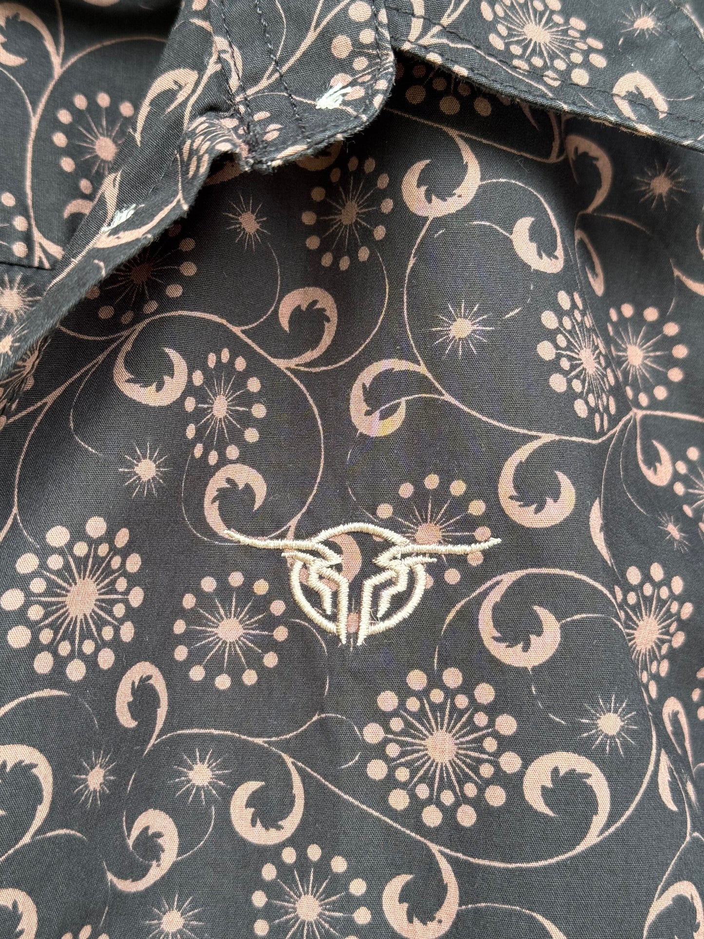 Bullzye Womens Long Sleeve Shirt Size 18