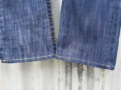 True Religion Johnny Big T Jeans Size 25