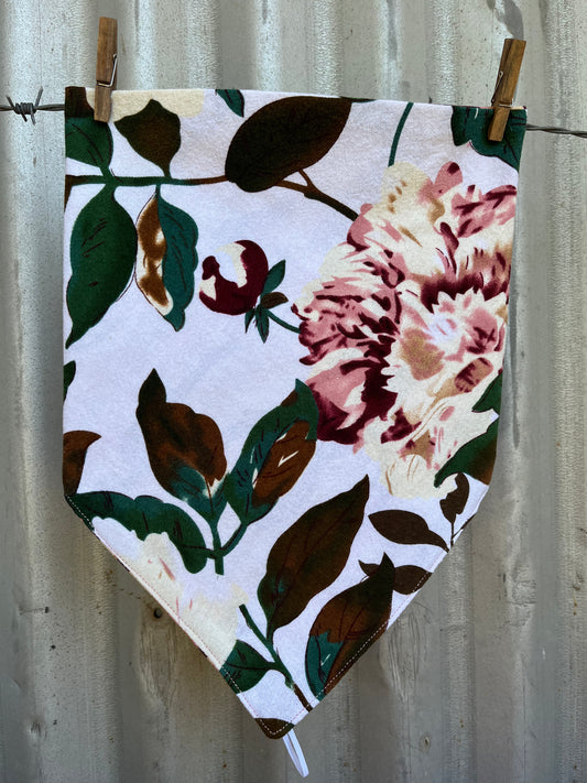 Winter Warmer Camo Blooms Scarf
